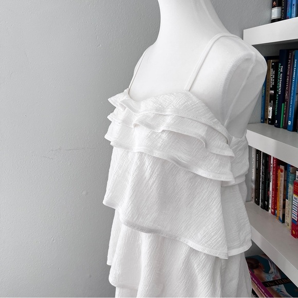 Diane von Furstenberg Avery White Tiered Dress Sz 4 - Picture 4 of 13